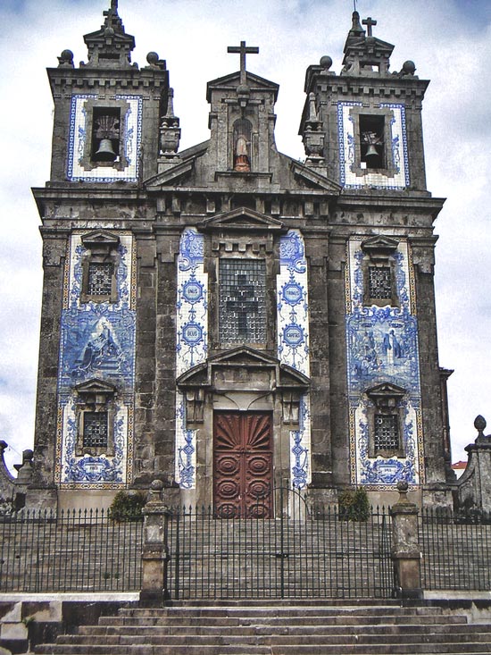 Iglesia católica en Oporto (Foto Flickr de Daniel Schwabe)