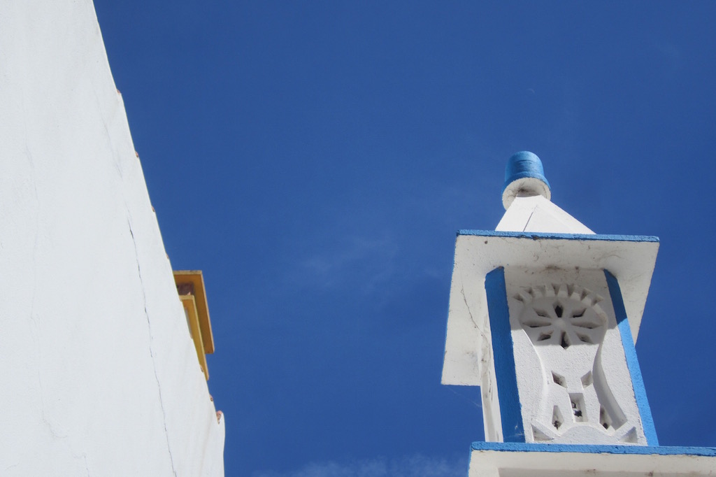 Hasta las chimeneas son bellas en el Algarve. Ⓒ María Calvo.